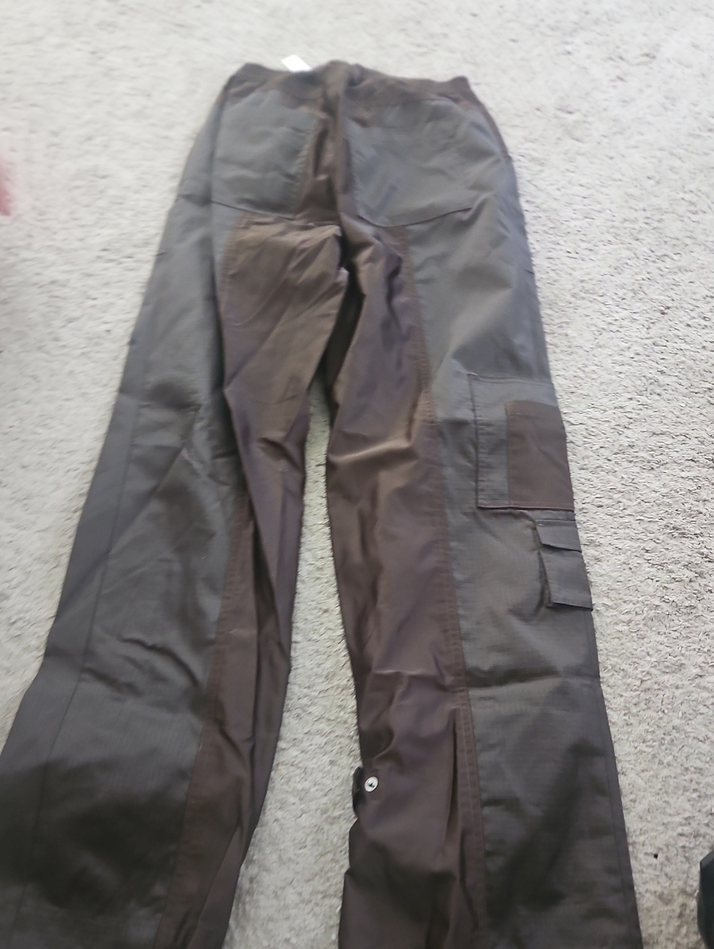 Alo Women Dark Brown Cargo Utility Pants